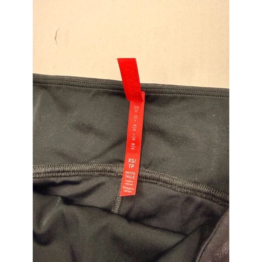 Spanx Women's Faux Leather Leggings - Size XS Petite (XSP) - Picture 3 of 8